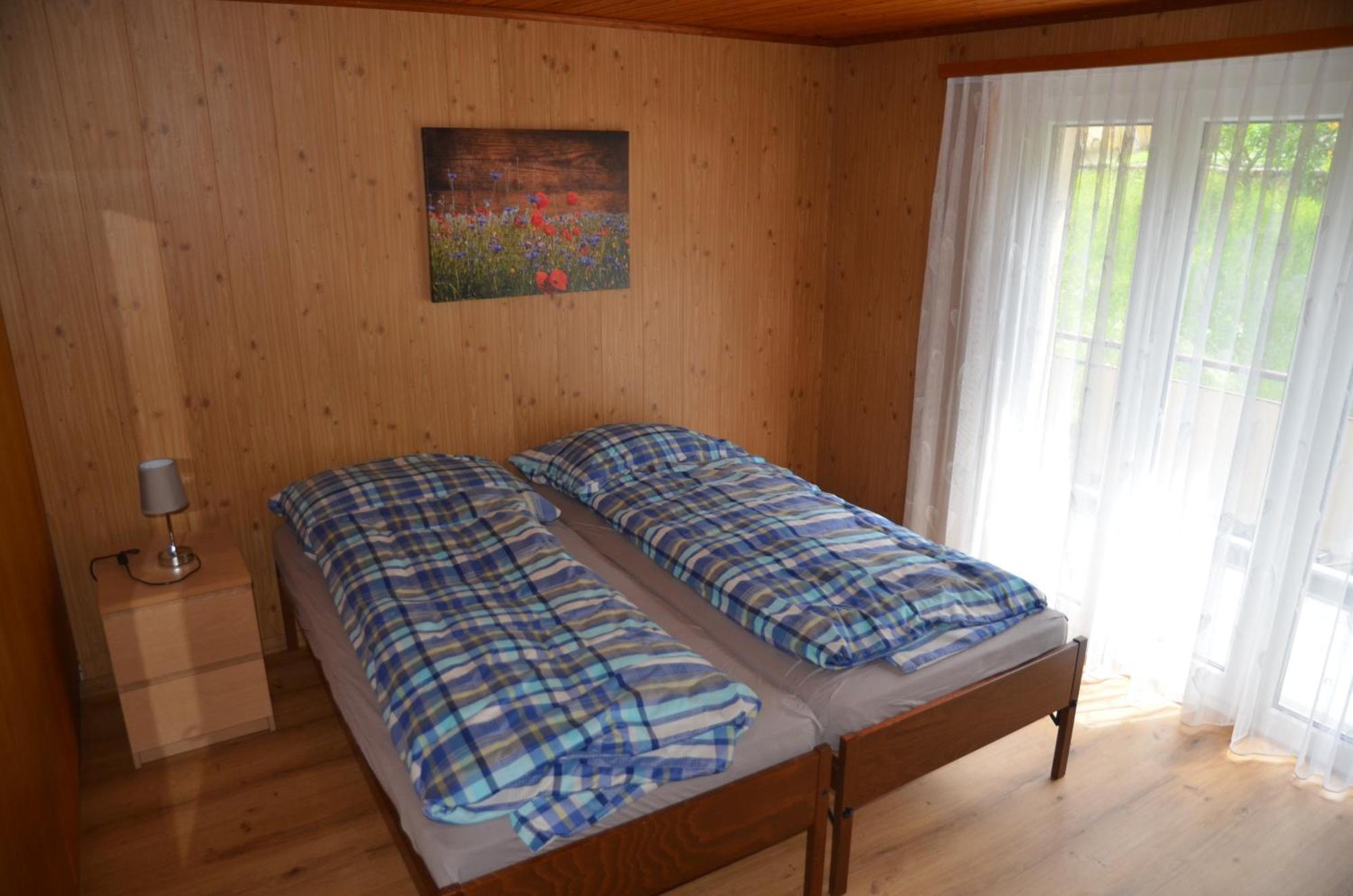 Grosse, Schoene Wohnung Im Gruenen Brig Zewnętrze zdjęcie